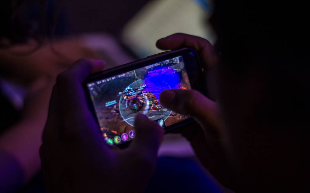 A player enjoying a match of Vainglory.