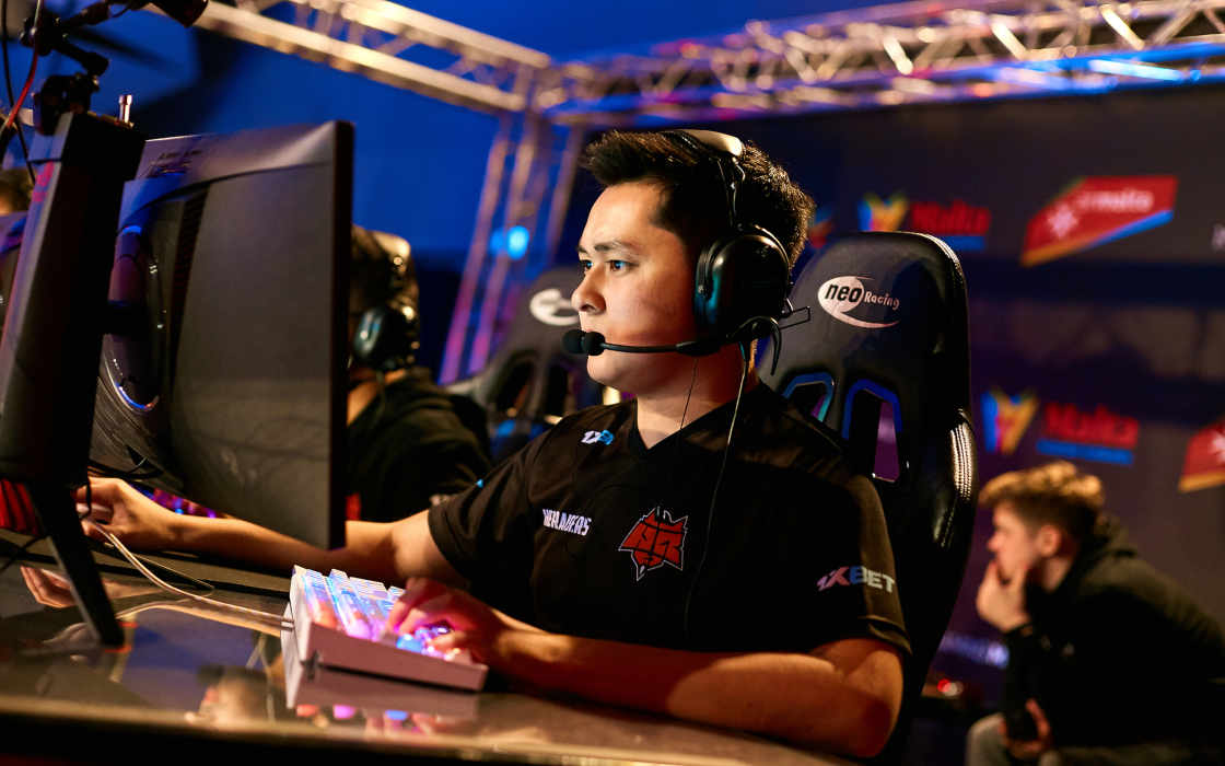 HellRaisers joins StarLadder's i-Series in Liquid's Stead