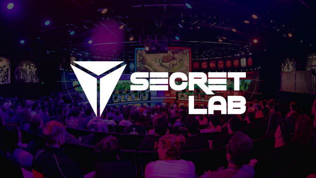 Secretlab logo and League of Legends fans.